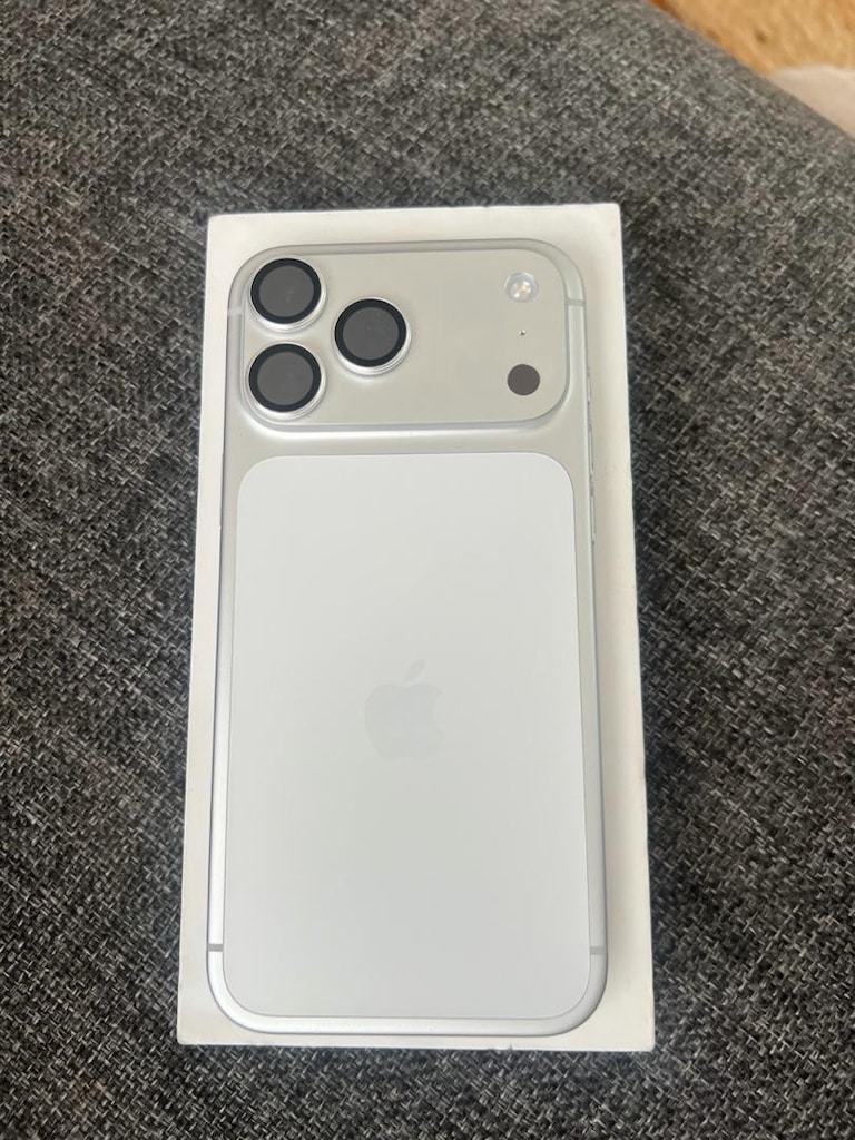 iphone17 pro max - 2