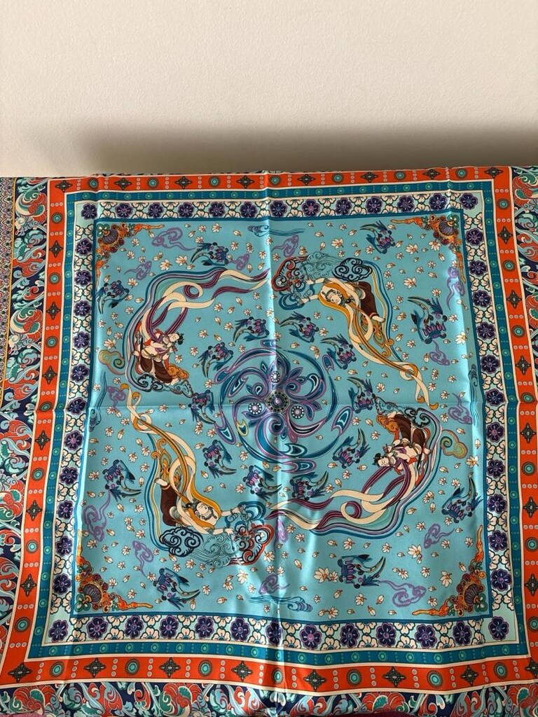 Yurtdışından hediyelik eşarp - fular - 2