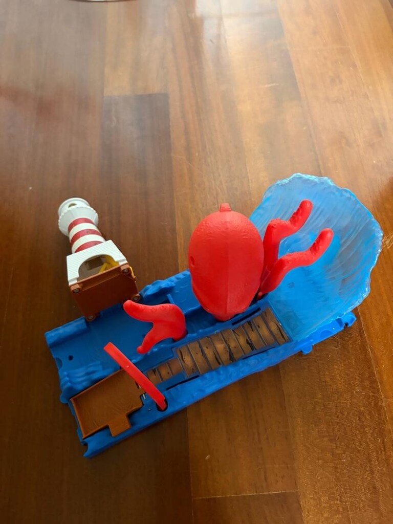 hotwheels kırmızı ahtapot - 5