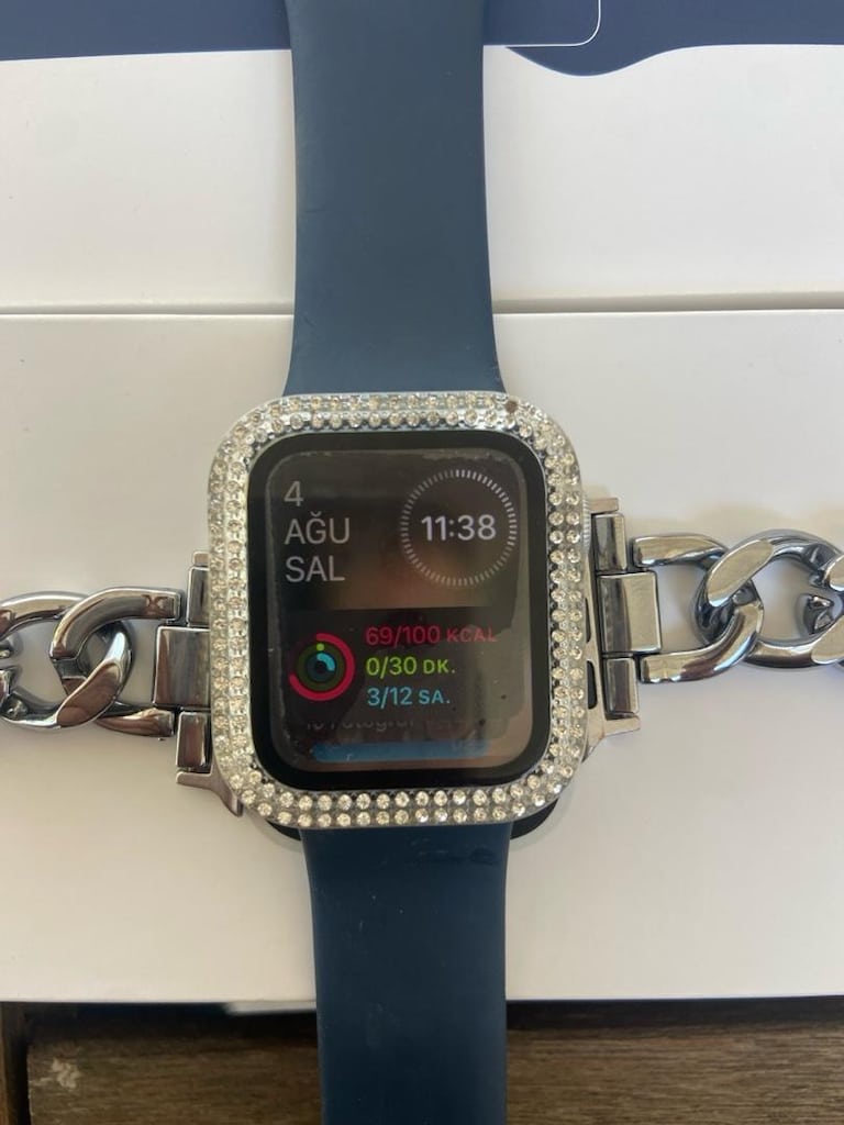 Apple Watch SE (Gen2) 40mm Silver Al - 4