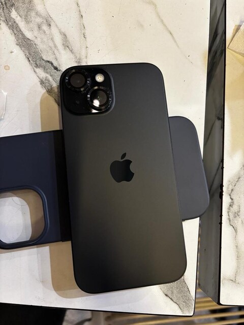 iPhone 15 256 GB (6 AYLIK TR CİHAZI)