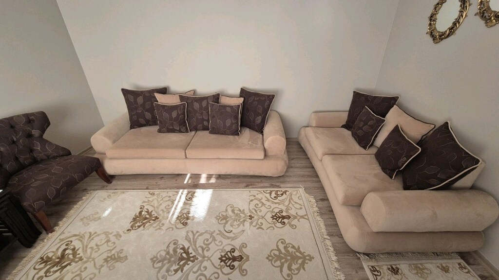 Titiz ve temiz kullanılmış yeni gibi 3+2+1+1 ve masa sandalye takımı - 15