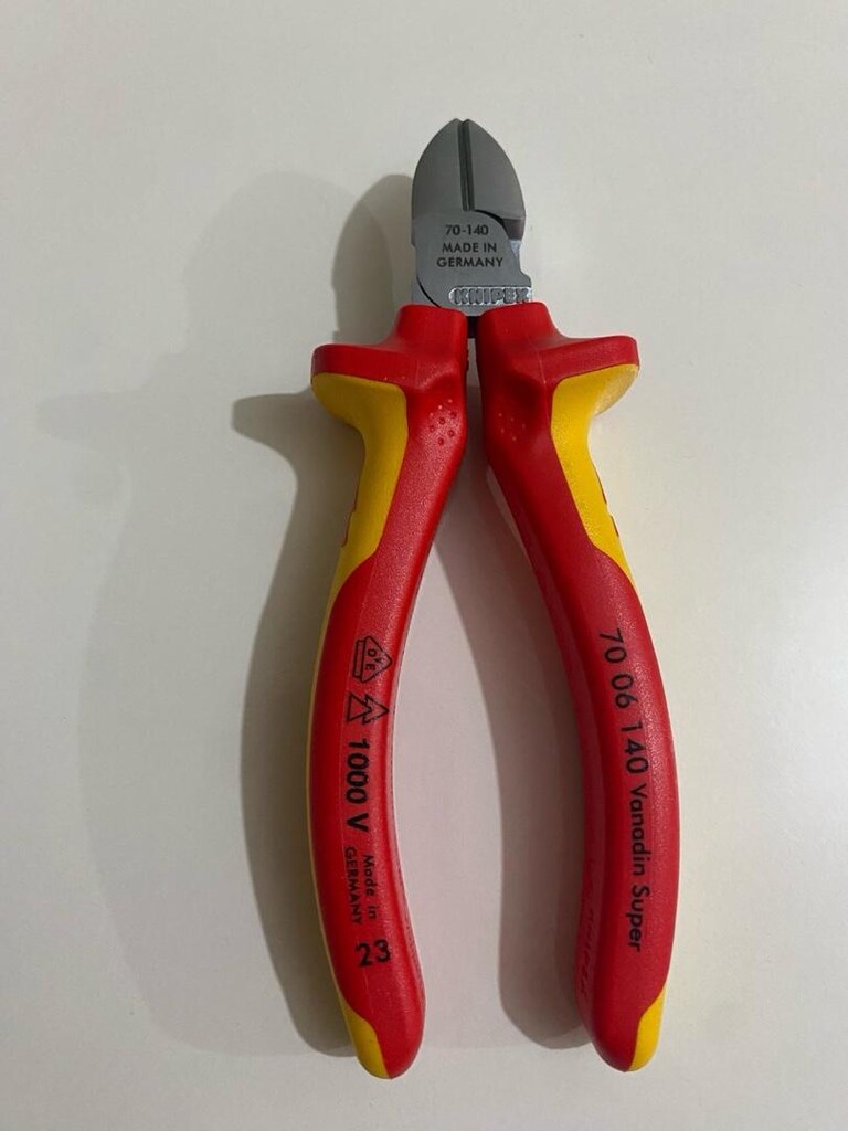 Orjinal Alman malı Knıpex 70 06 140 Vde 1000V Yan Keski 140 MM sıfır - 10