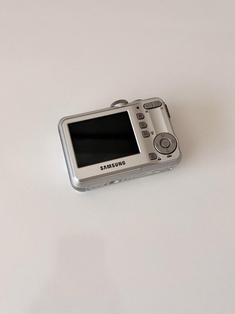 Samsung S760 Dijital Fotoğraf Makinesi - 5