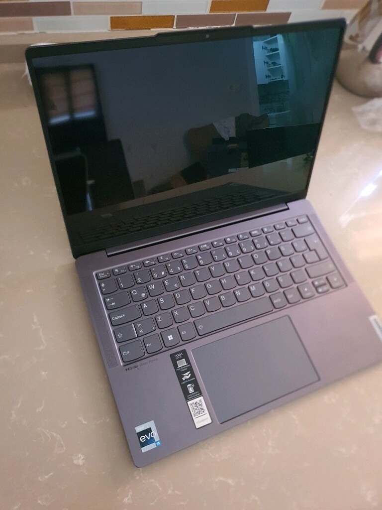Lenovo Yoga Slim 6 14IAP8 dizüstü bilgisayar - 2