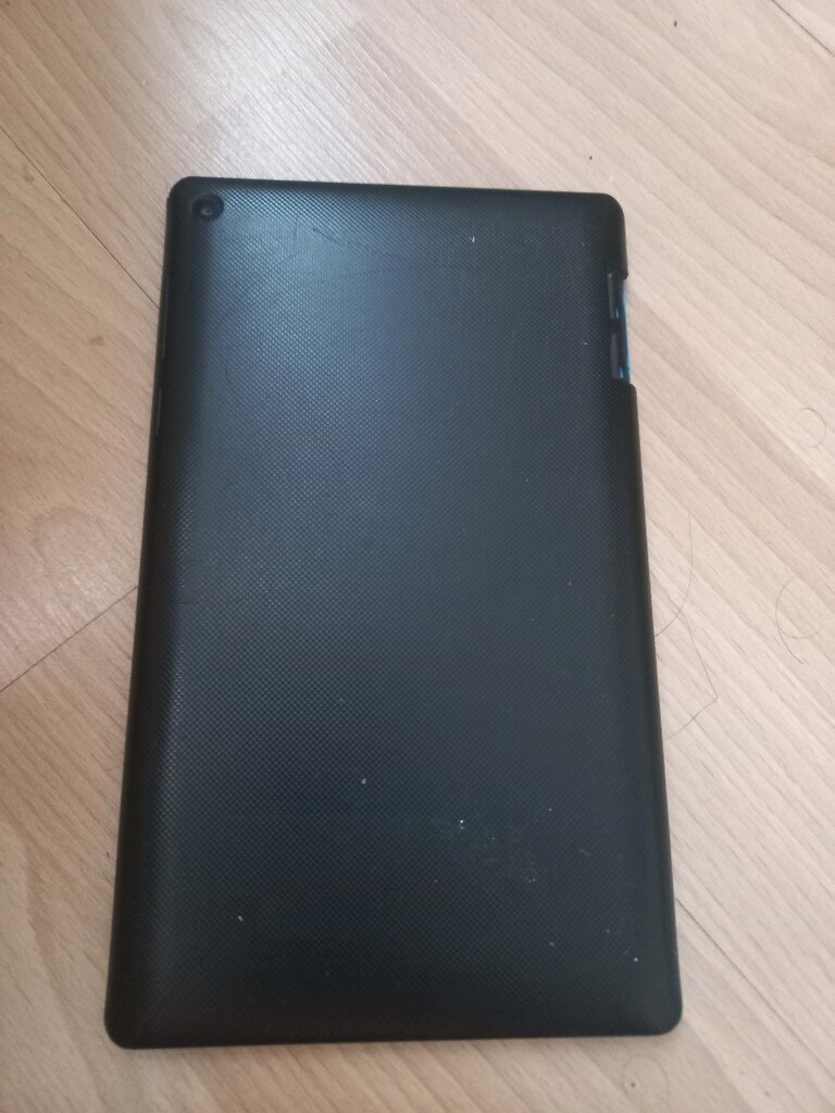 LENOVA TABLET ( TB3-710F MODEL ) - 2