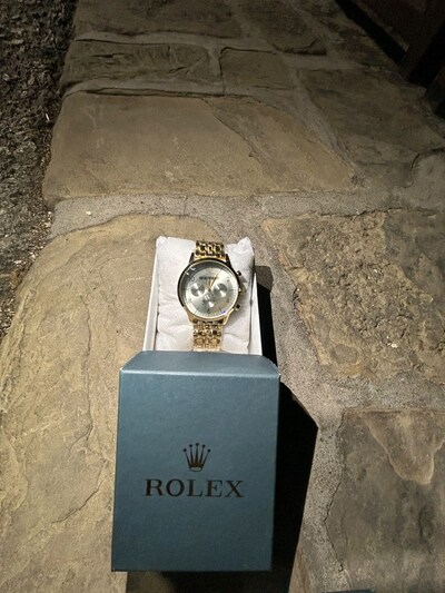 Rolex Empario Armani Cartier Saatler