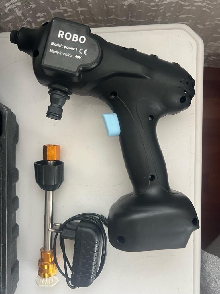 robo şarjlı araç yıkama makinesi - 2