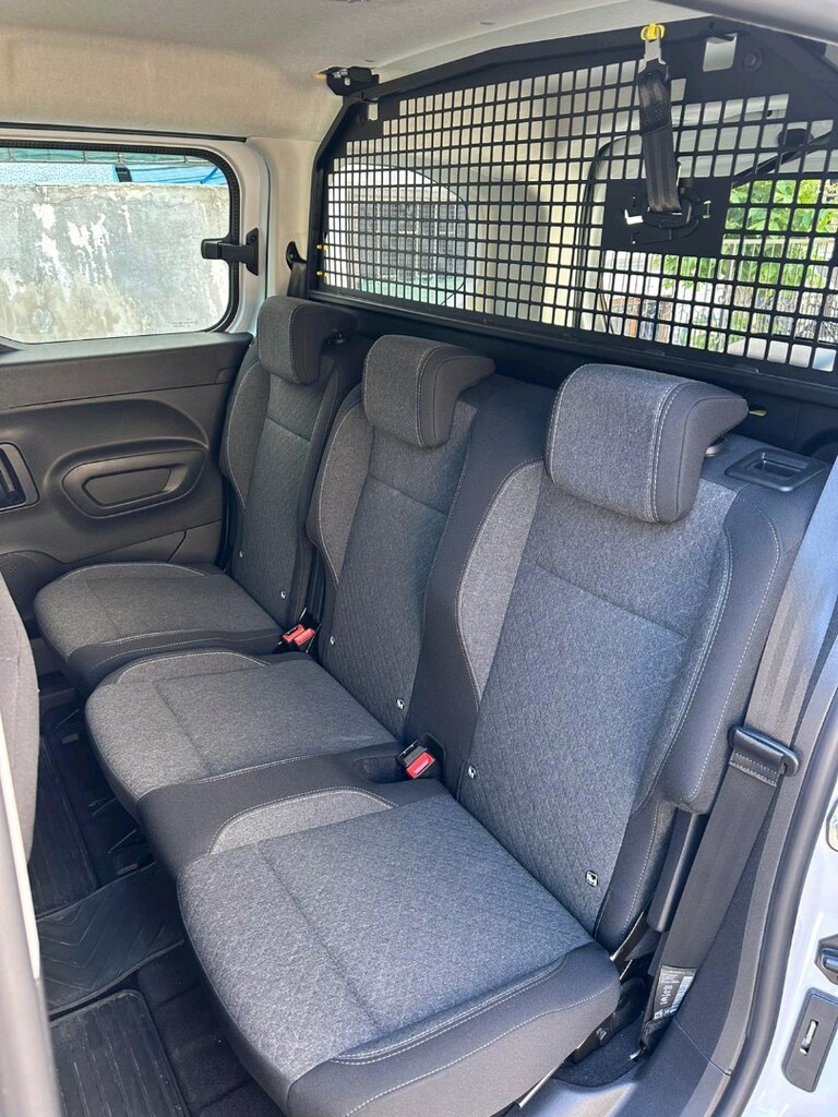 Opel combo life essential - 8