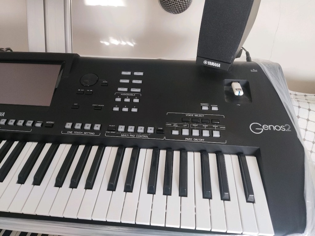 YAMAHA GENOS2 - 3