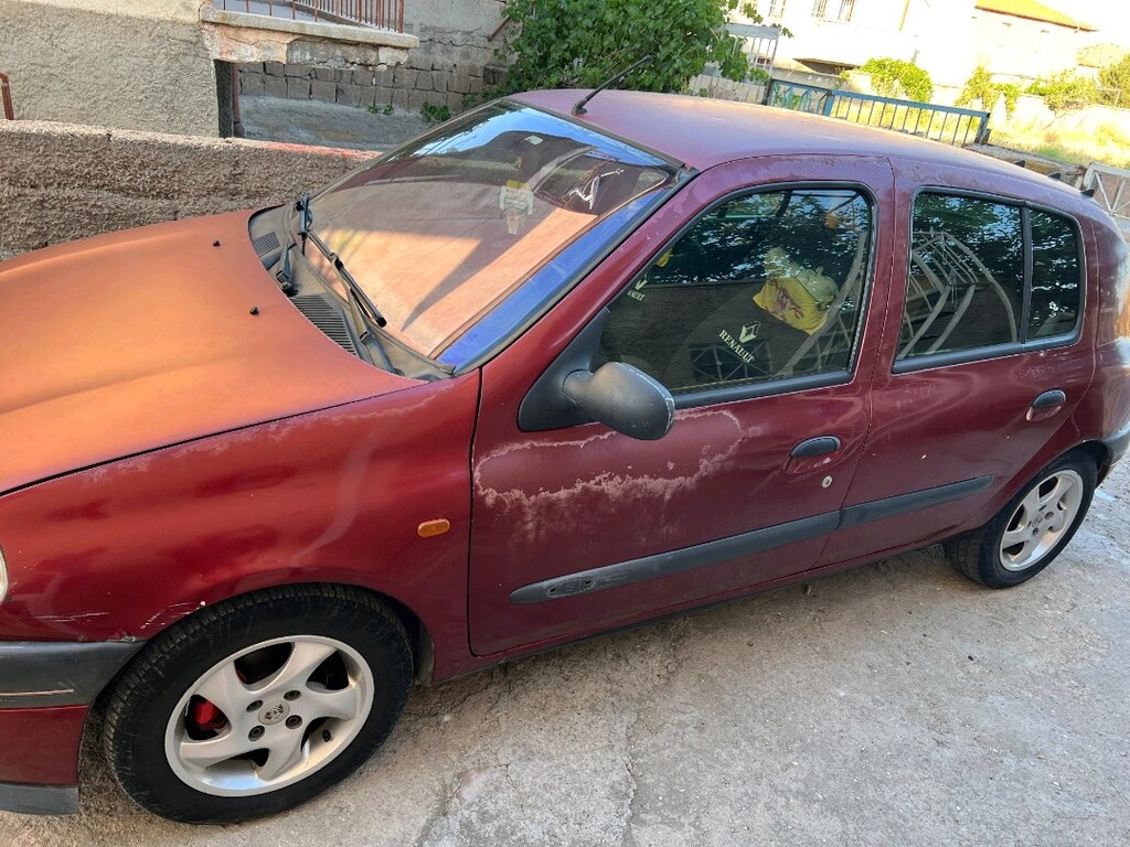 clio 2 99 1.6 - 12