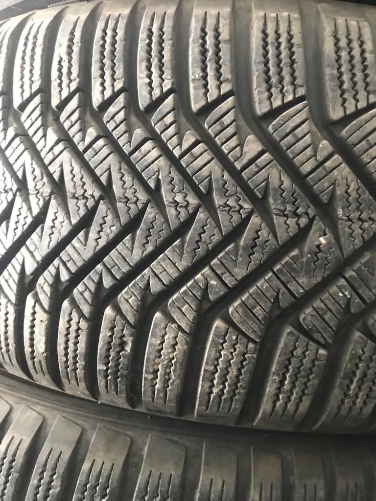 225/55r 17 Ebat 4 Adet Kışlık Takım Laufenn 2022 - 7