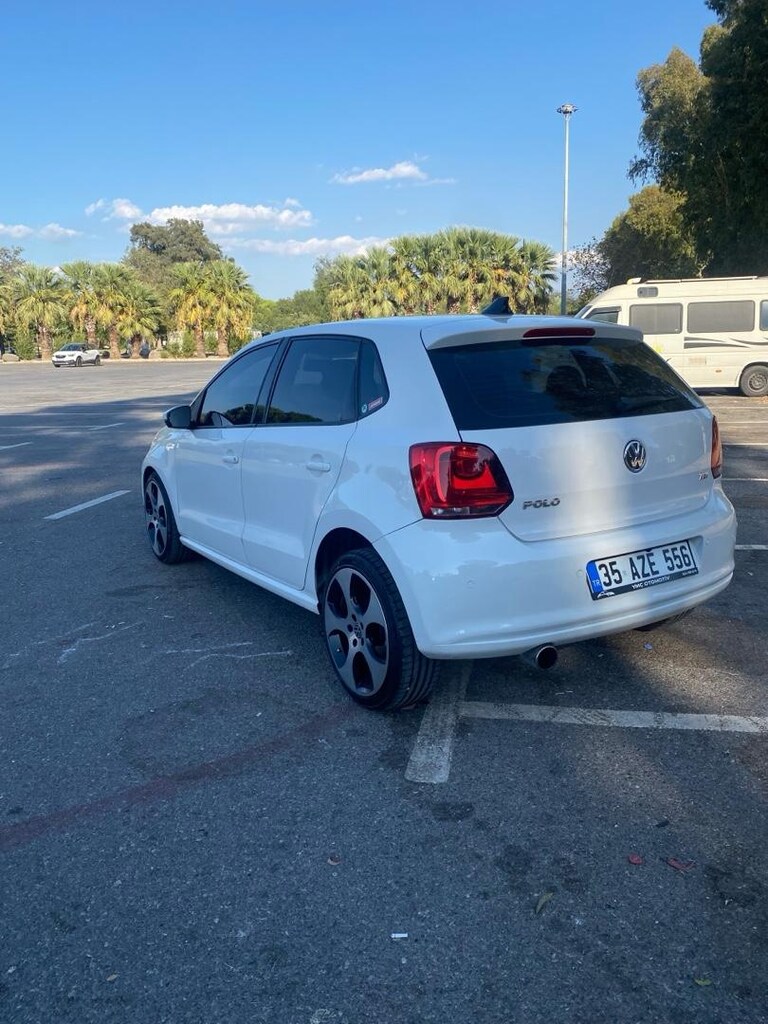 ACİL SATILIK 2014 POLO OTOMOTİK VİTES MASRAFSIZ / TELEFON TAKASI OLUR - 8