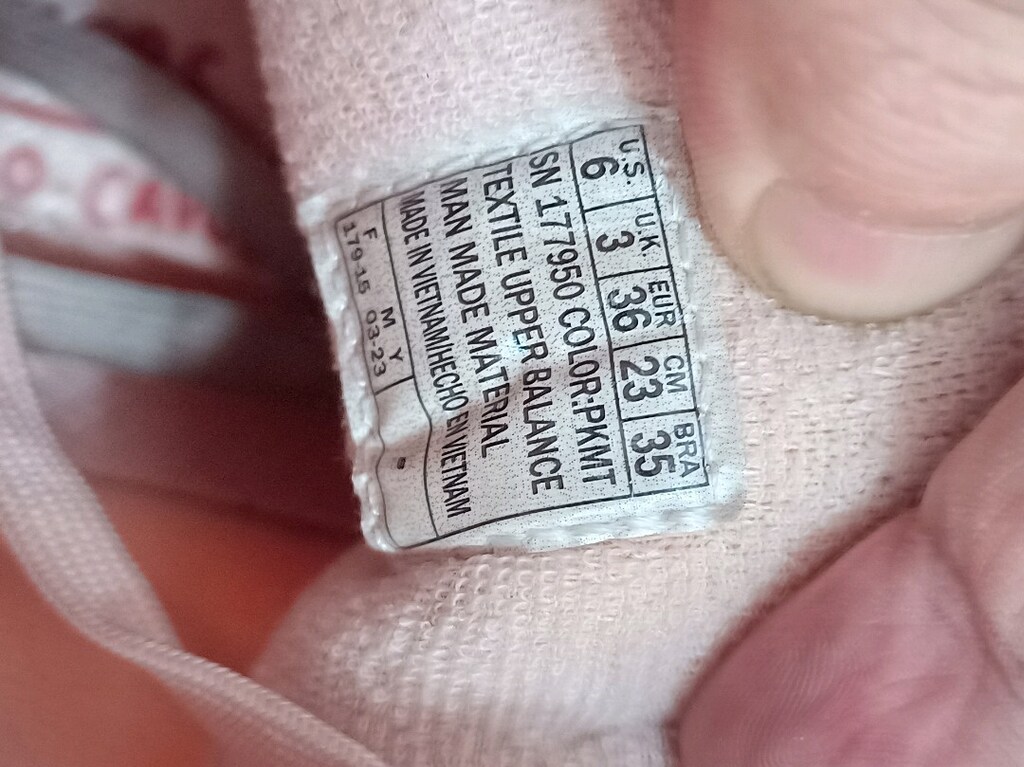 Skecchrs Surge Orjinal sıfır gibi üründür.Denemek için 1 kez giyilmis - 9