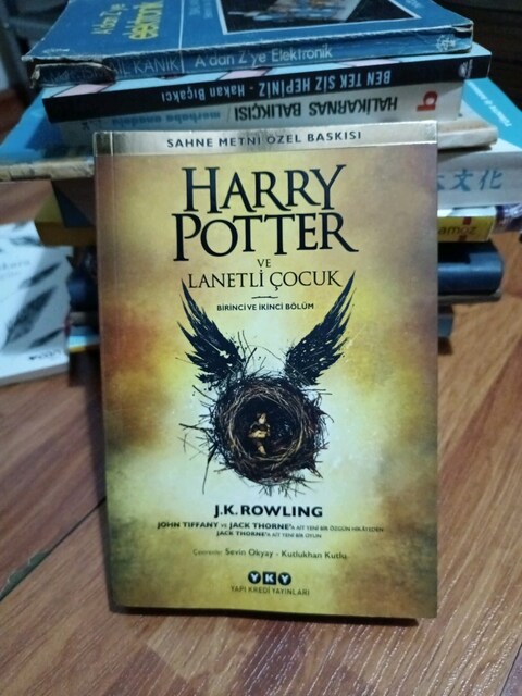 KİTAP HARRY POTTER