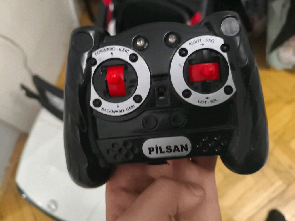 Pilsan akülü araba - 5