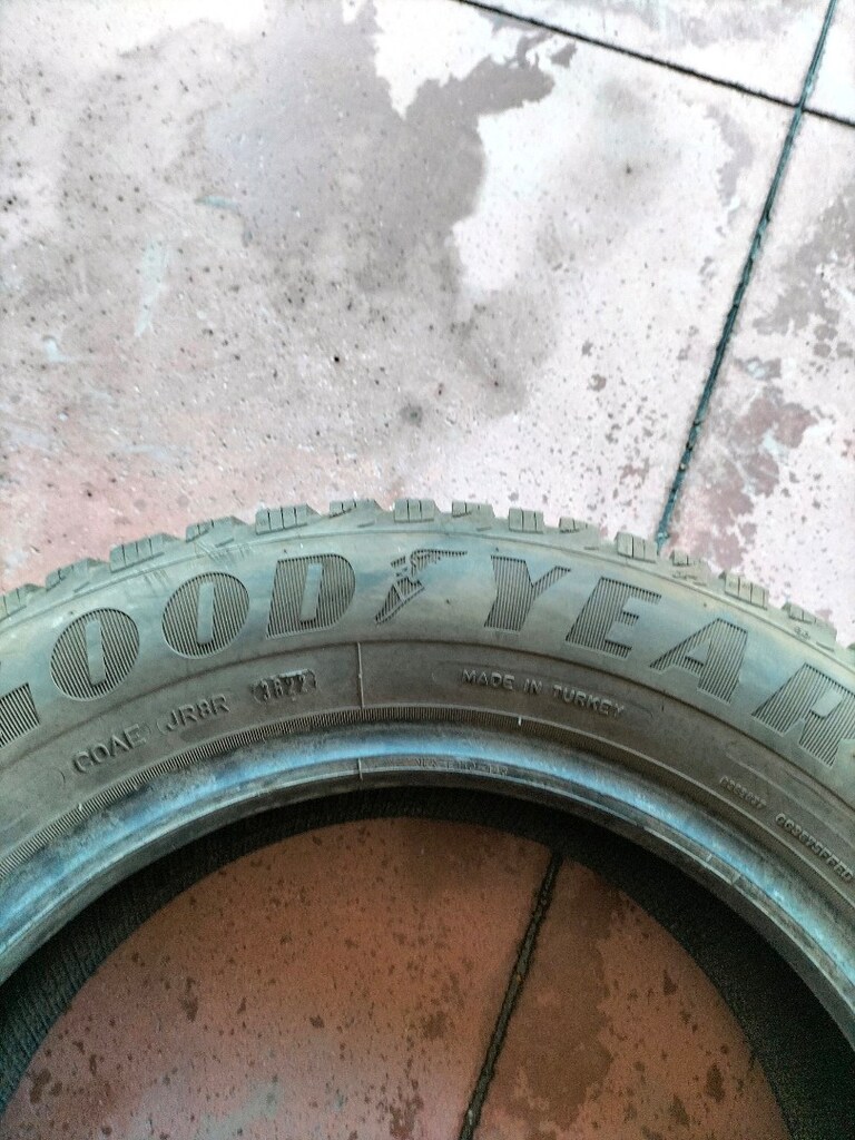 4 adet çıkma lastik 195 65r 15 0 gibi lastikler - 9