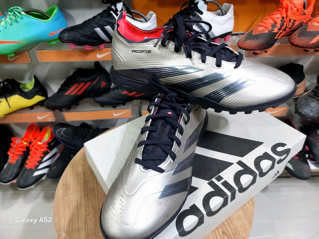 Orjinal Adidas 42 numara PREDATÖR Halı Saha ayakkabısı İKİNCİ EL.. - 15