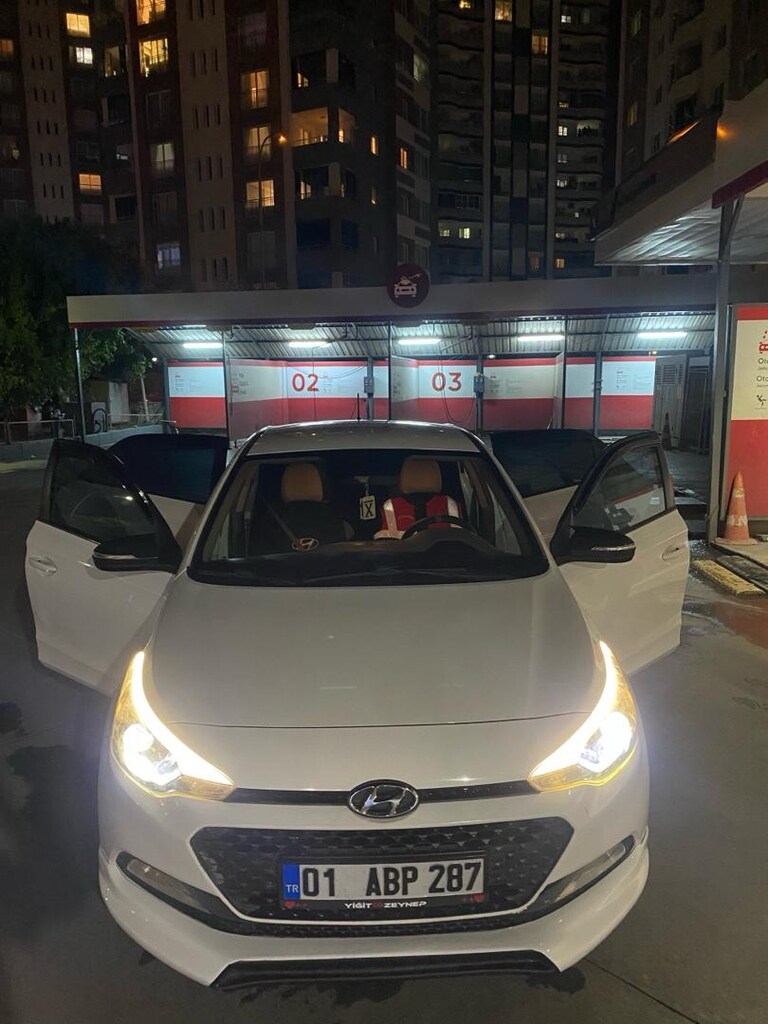Hyundai i 20 stayla 2016 model 1.2 - 19