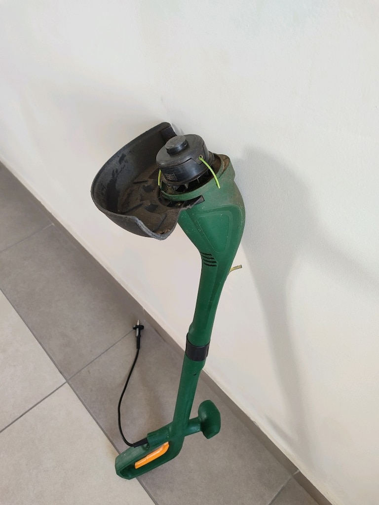 Elektrikli Misinalı Çim Kesme/Düzeltme Makinesi - 4