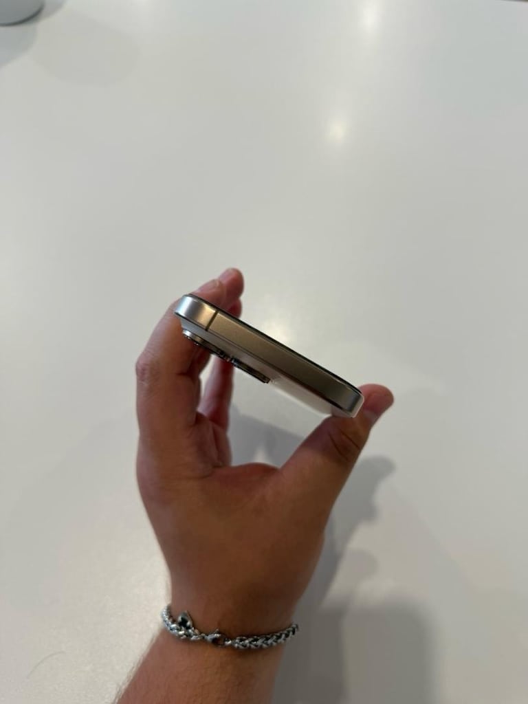 İphone 16 pro YD - 4