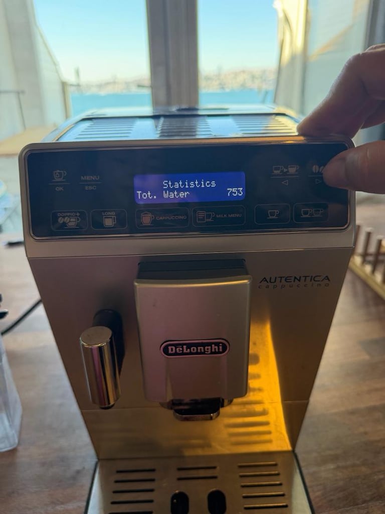İyi kullanılmış Delonghi Autentica Cappuccino Kahve Makinesi - 9