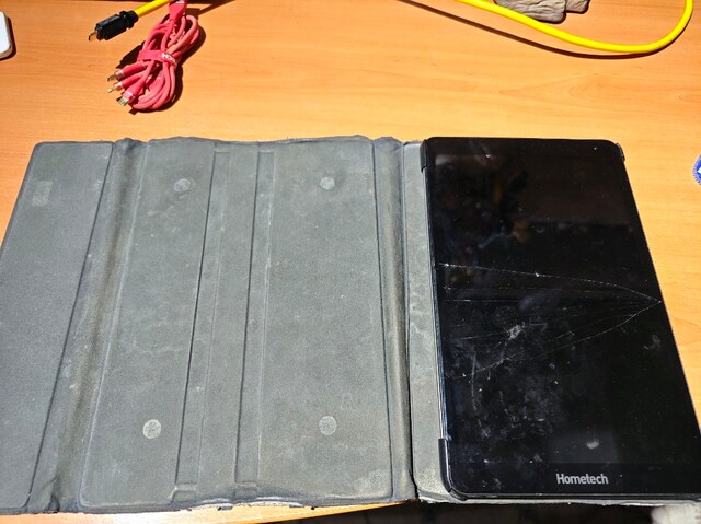 Hometech Alfa 10TB Tablet Kusurlu