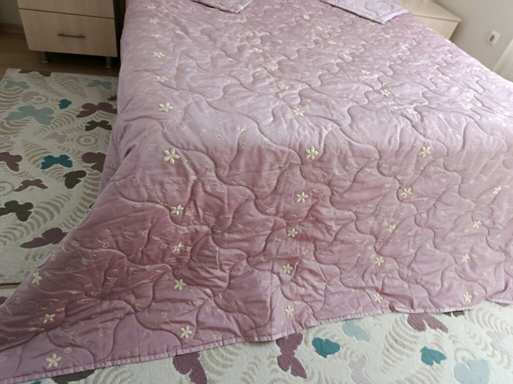 yeni çantasında yatak örtüsü saten büyük boy iki renk kulanlır - 2