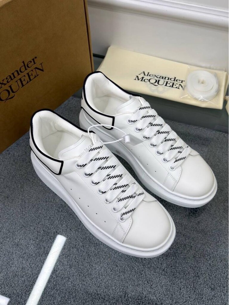 Alexander Mcqueen - 9
