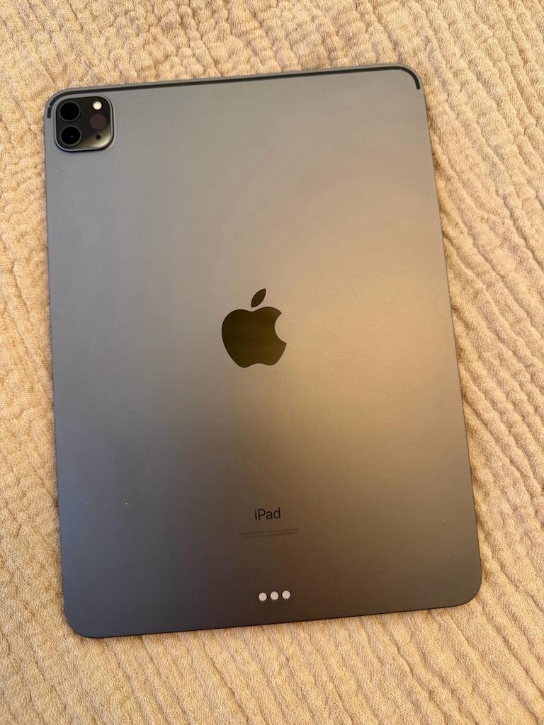 iPad Pro 11” 2. Nesil 128 GB Wi-Fi - 9