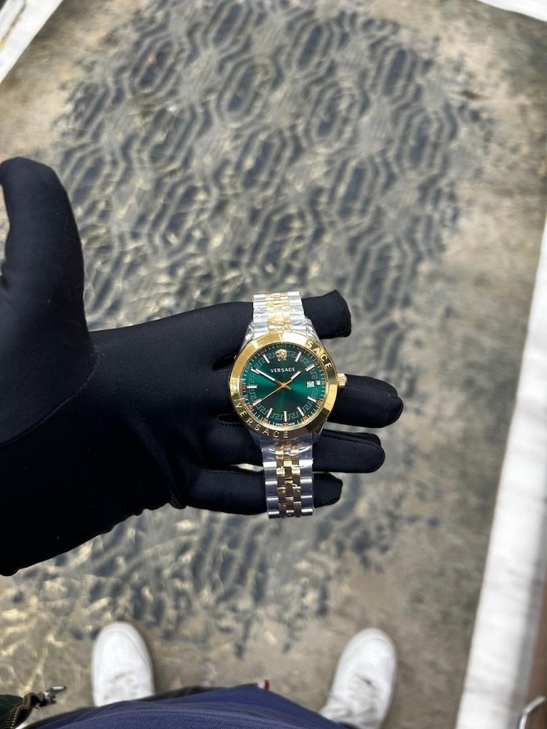 Versace VRSCVEVK00620 Erkek Kol Saati