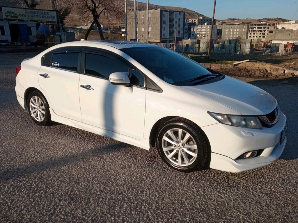HONDA CİVİC FB7 - 5