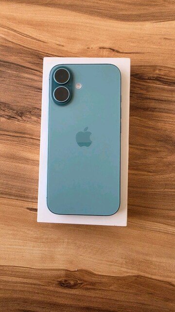 İphone 16 128 (YD)