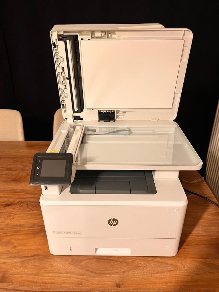 HP Laserjet Pro - 7