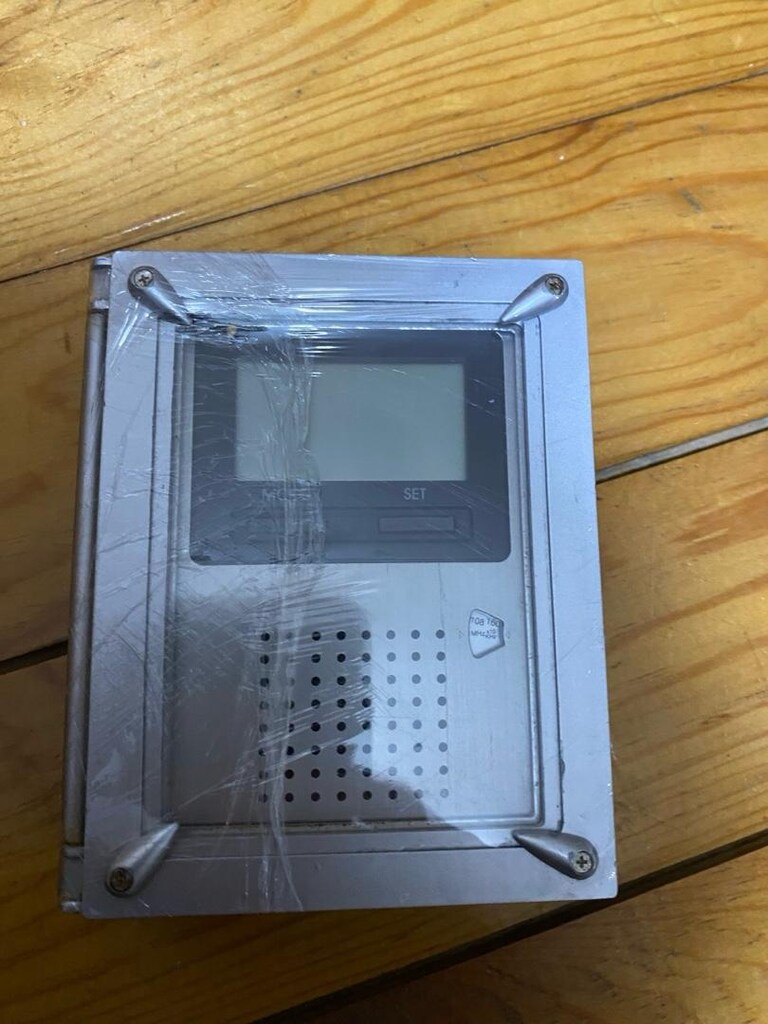 çerçeveli korumalı radyo antika - 2