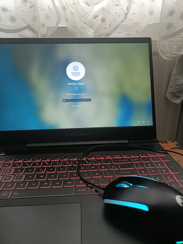 CASPER EXCALIBUR G770 i5-12450H |GTX - 2