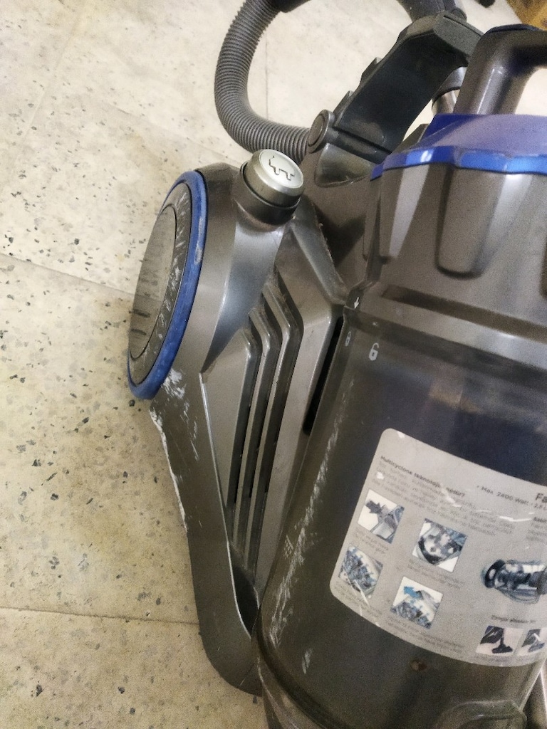Fakir marka elektrlkli Süpürge 2400 whatt commander torbasız - 8