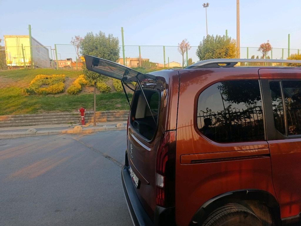 pejo rifter Otomatik 77 bin km Orjinal değişen yok boya yok - 7