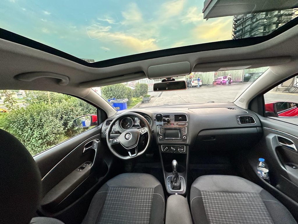 TERTEMİZ CAM TAVANLI OTOMATİK AZ YAKAN DİZEL POLO - 2