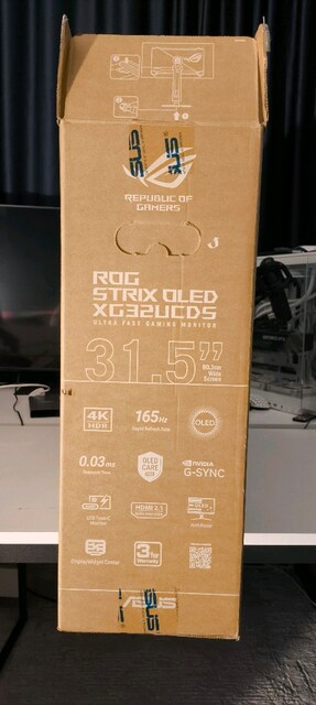 ASUS ROG Strix QD-OLED 32" 4K 165 HZ Oyuncu Monitörü