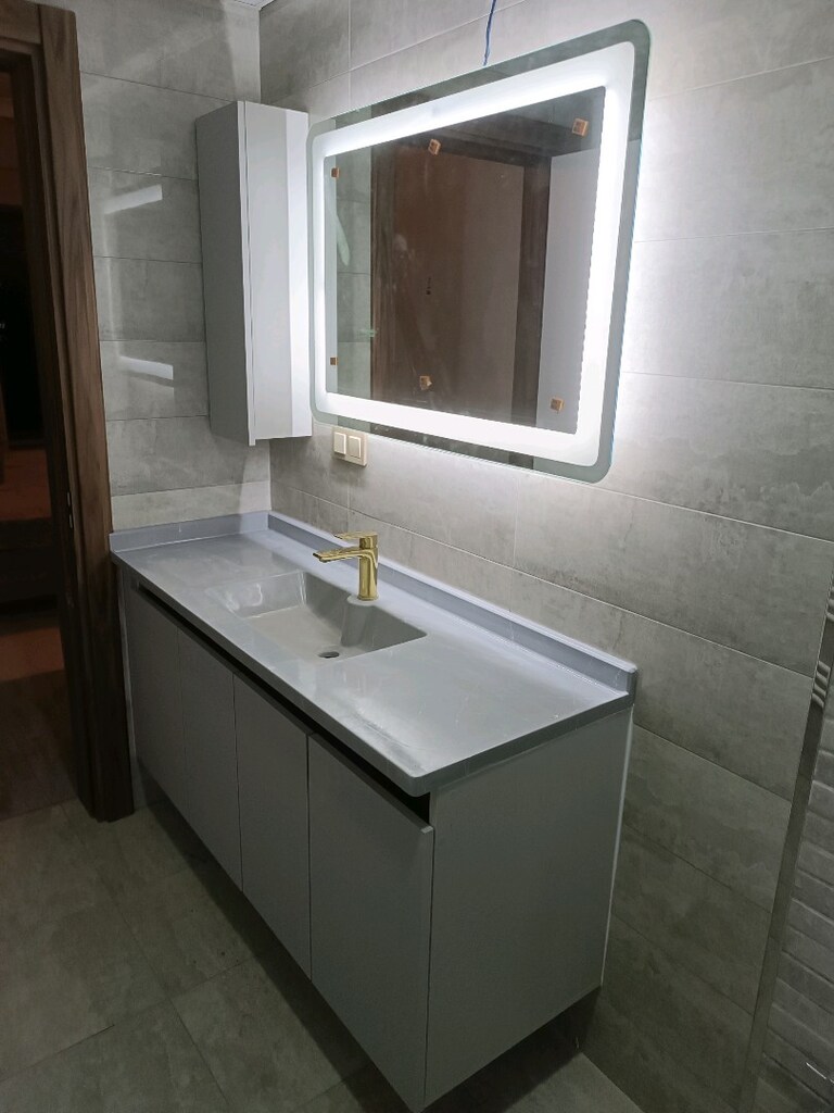 LED aydınlatmalı lavabo dolabımız - 2