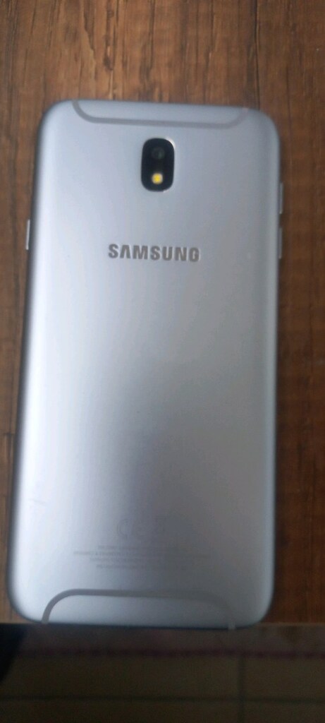 Samsung j 7 pro - 3