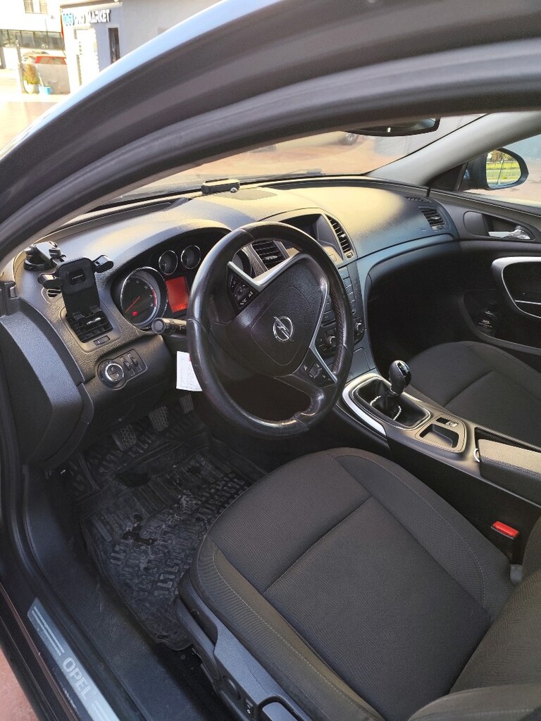 Opel Insignia 1.6 turbo benzin LPG - 4