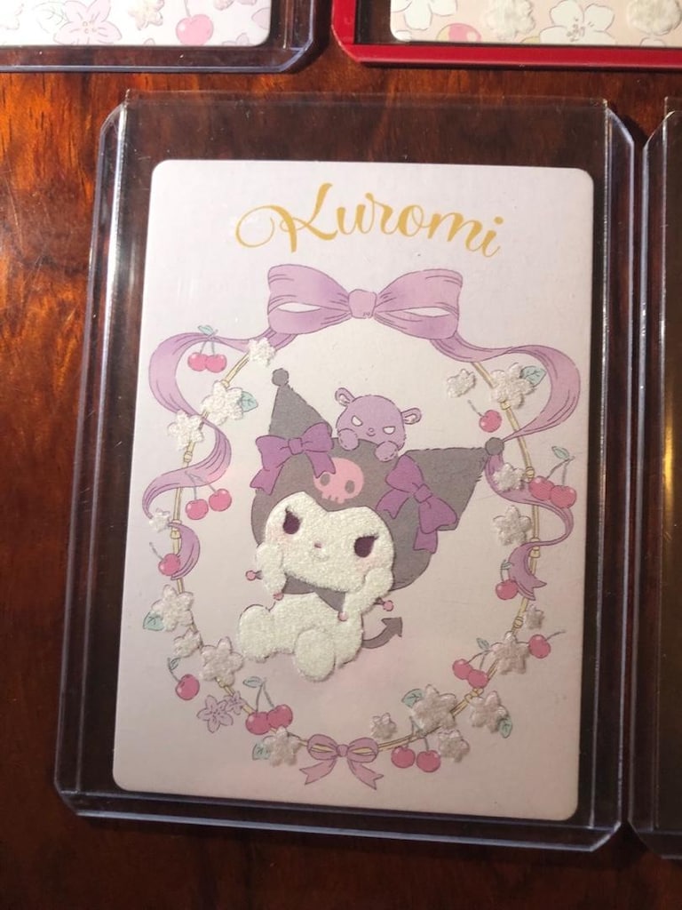 Hello Kitty Fluffy Limited Edition Lot - 8