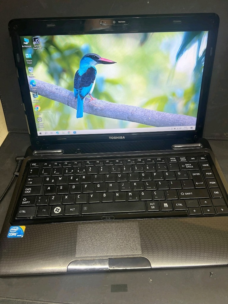 Laptop toshiba - 2