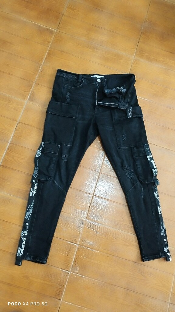 #Zara slim fit likralı şık kargo pantolon. .Eni 42 Boyu 94 Paça 14