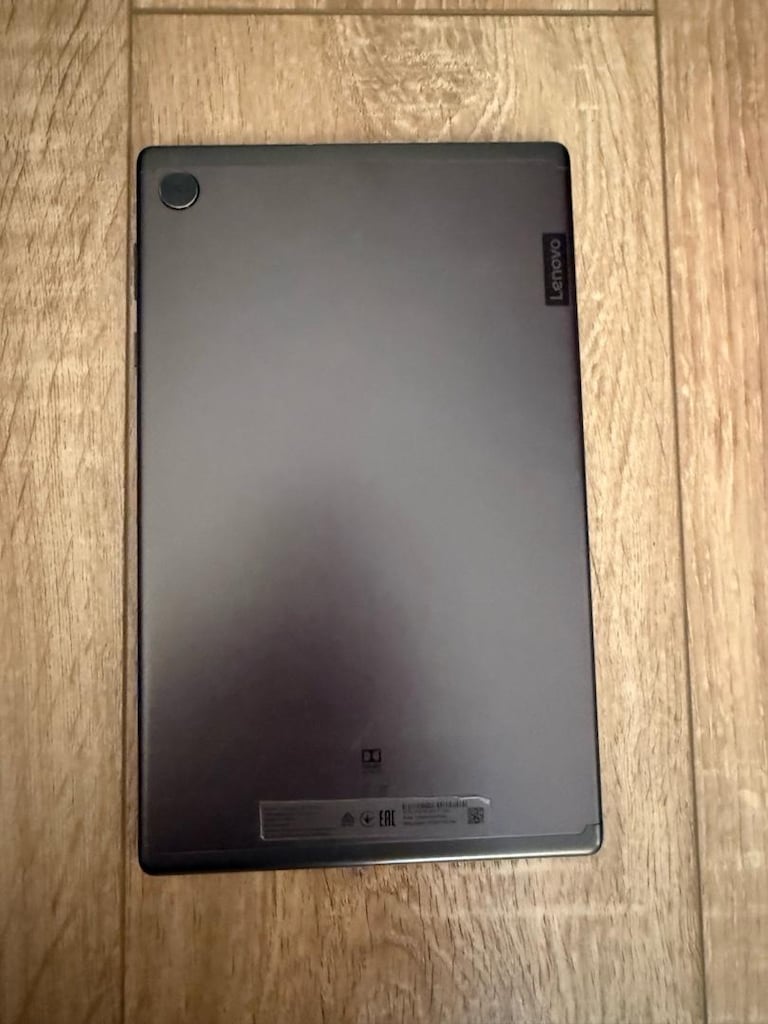 Lenovo M10 - 4