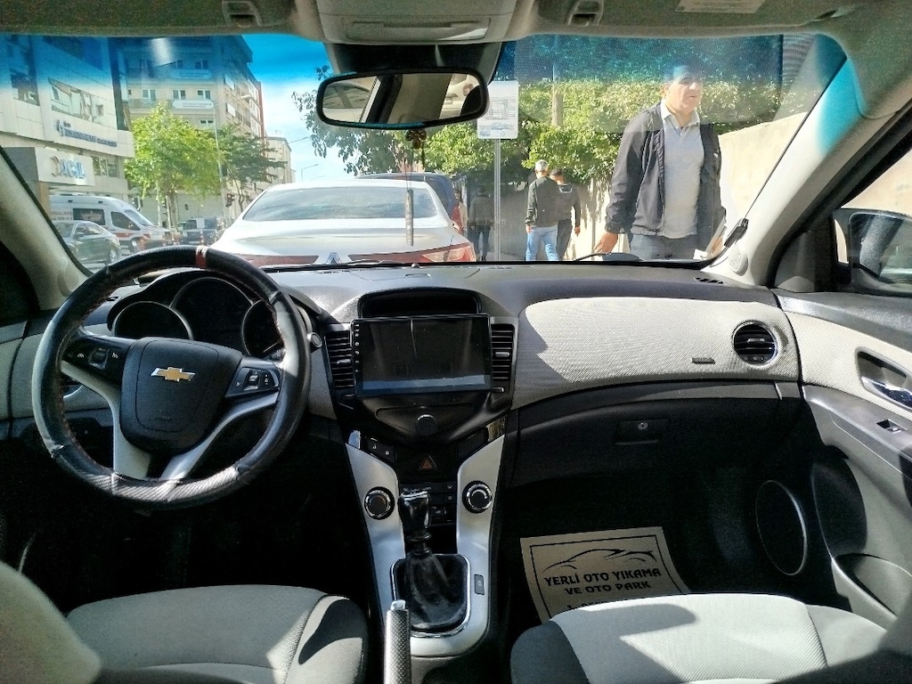 Chevrolet Cruze 2011 model sorunsuz yazılımlı araç - 9