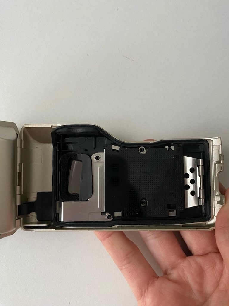 Olympus mju II 35mm f/2.8 Analog Fotoğraf Makinesi – ARIZALI - 7