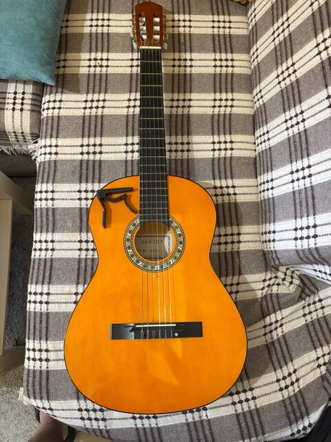 ALMIRA Klasik Gitar